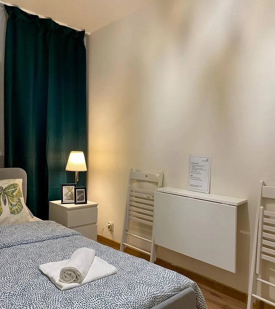 Halby Rooms Rondo Onz Warschau Polen